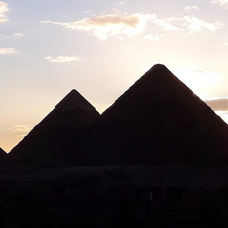 Pyramids View Suite/Vista Piramidi Kairo Bagian luar foto
