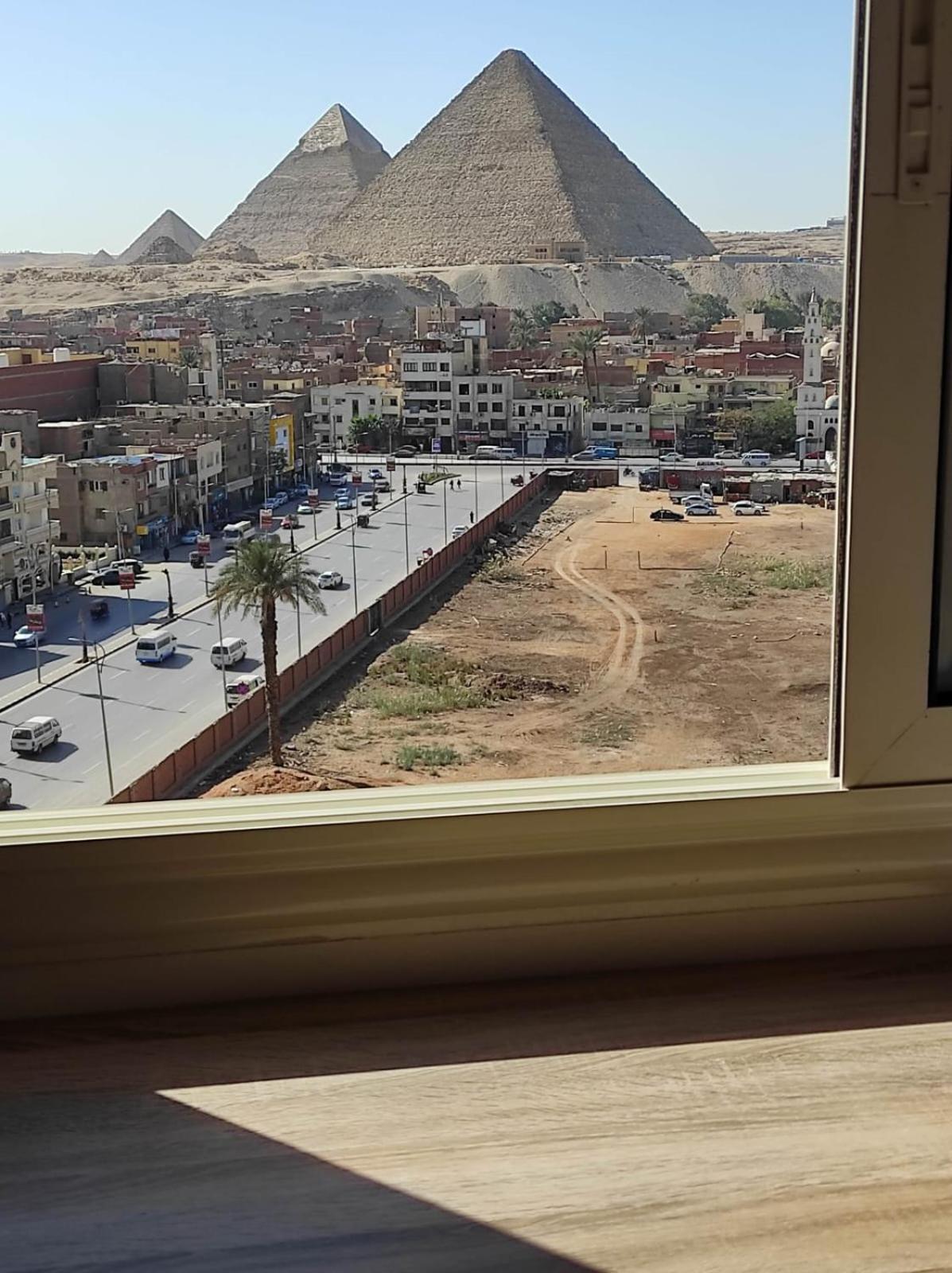 Pyramids View Suite/Vista Piramidi Kairo Bagian luar foto