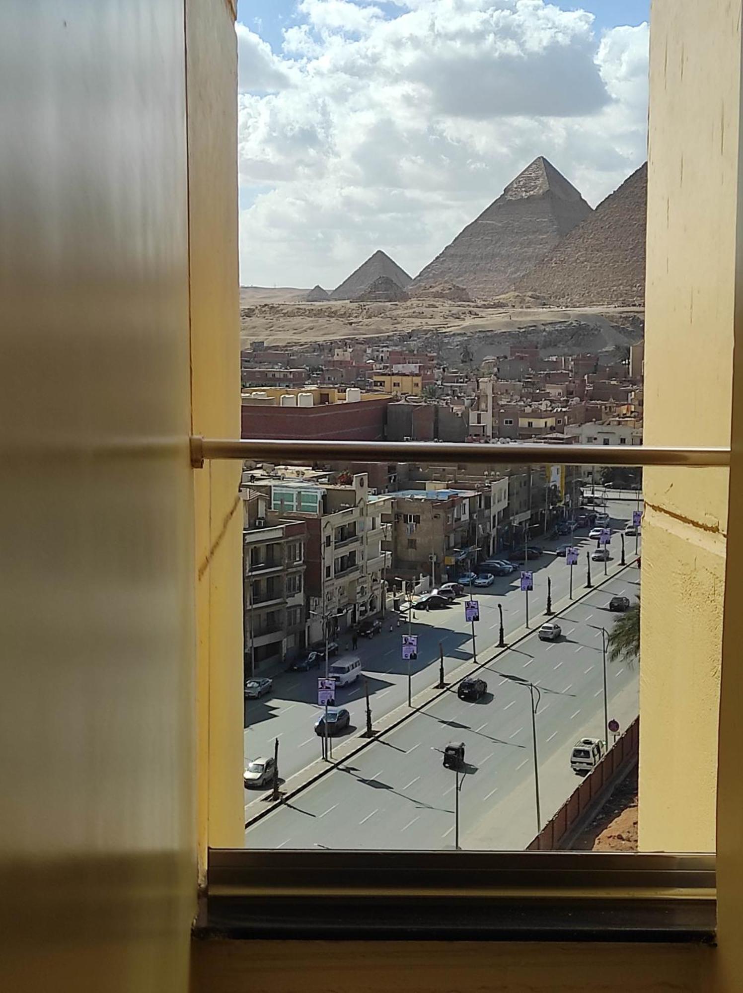 Pyramids View Suite/Vista Piramidi Kairo Bagian luar foto