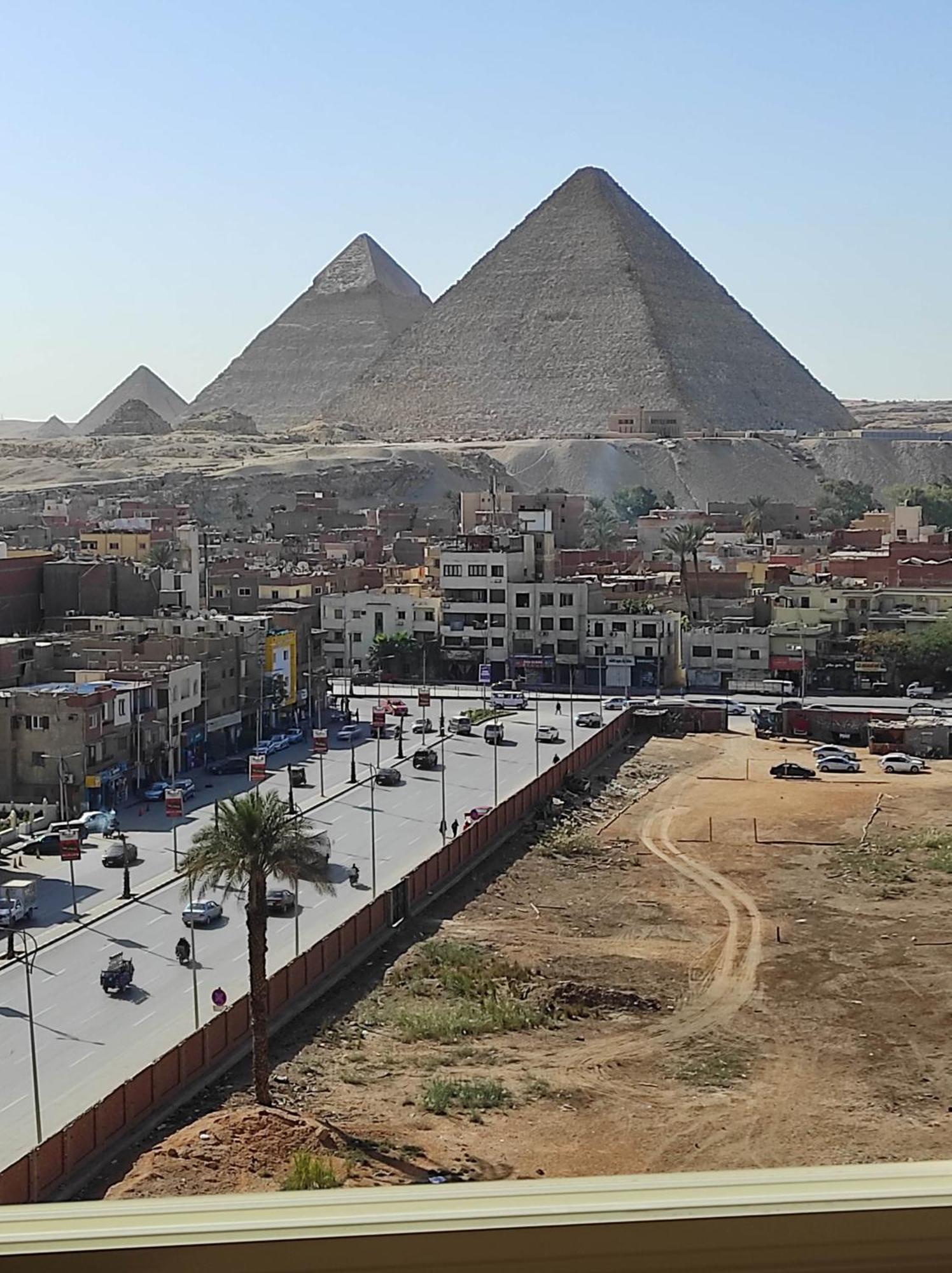 Pyramids View Suite/Vista Piramidi Kairo Ruang foto