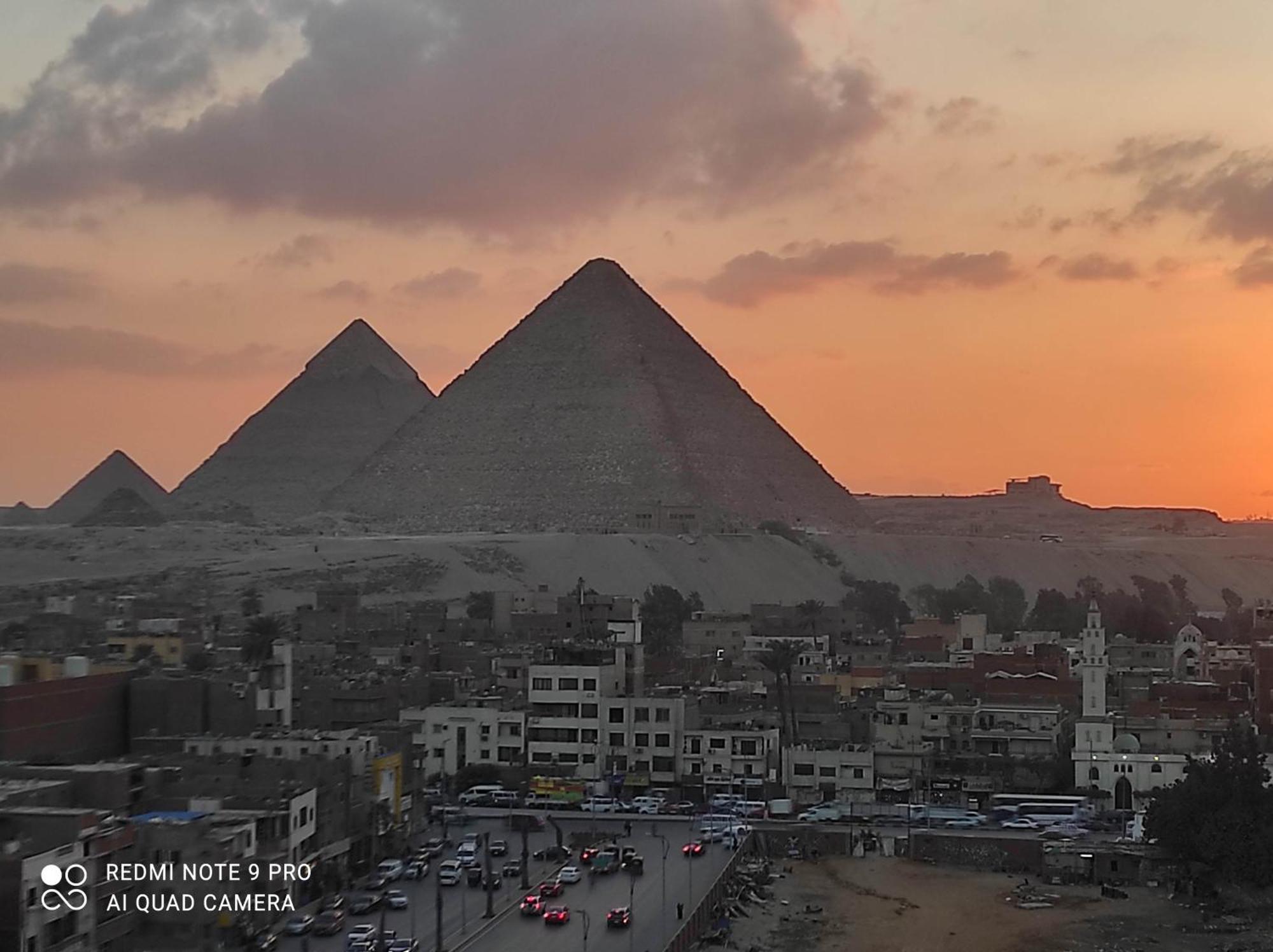 Pyramids View Suite/Vista Piramidi Kairo Ruang foto
