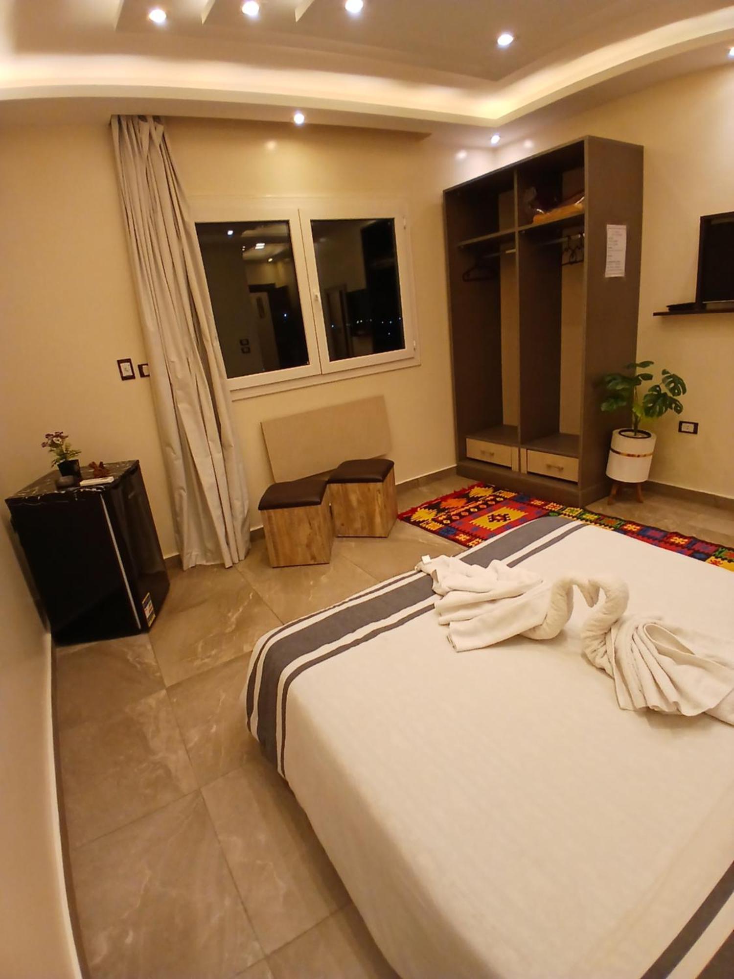 Pyramids View Suite/Vista Piramidi Kairo Bagian luar foto